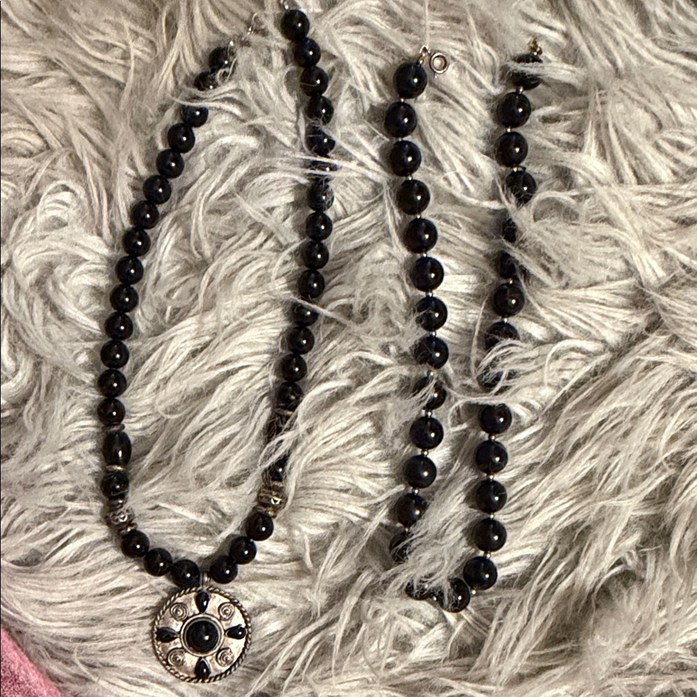 Elegant Black Beaded Necklace Set